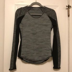 Athleta LS Workout Top- Like New!